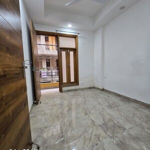 Room in 2 BHK Builder Floor at Chattarpur – for Rent