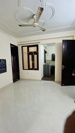1.5 BHK + Extra Room Builder Floor For Rent in Ansal Plaza Sector-23