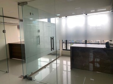  Office Space For Rent in Range Heights, Jogeshwari West