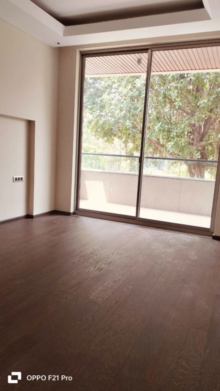 Room, unitech-south-city-ii 2 Bedroom 1050 Sq.Ft. Builder Floor In Sector 50 Gurgaon 9813463