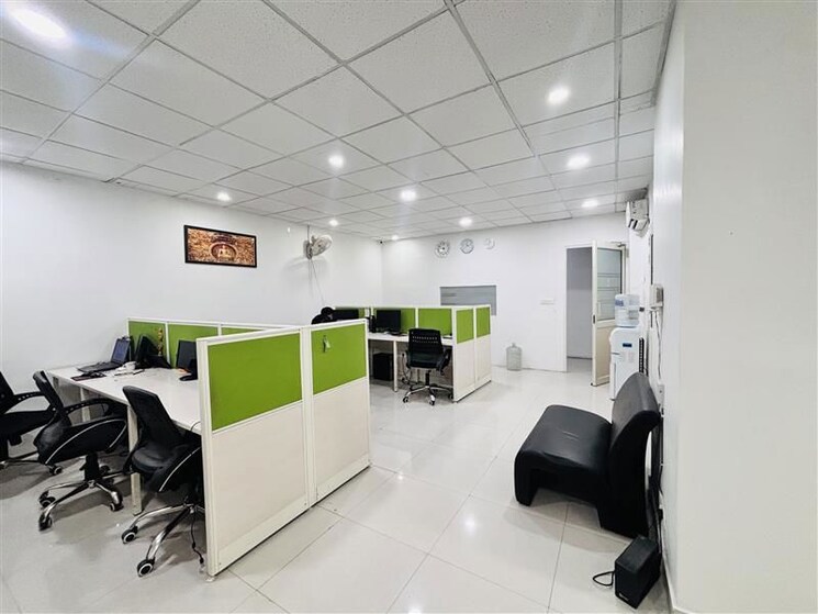 Team Area, sector 74 a Commercial Office Space 500 Sq.Ft. In Sector 74 A Mohali 9813419