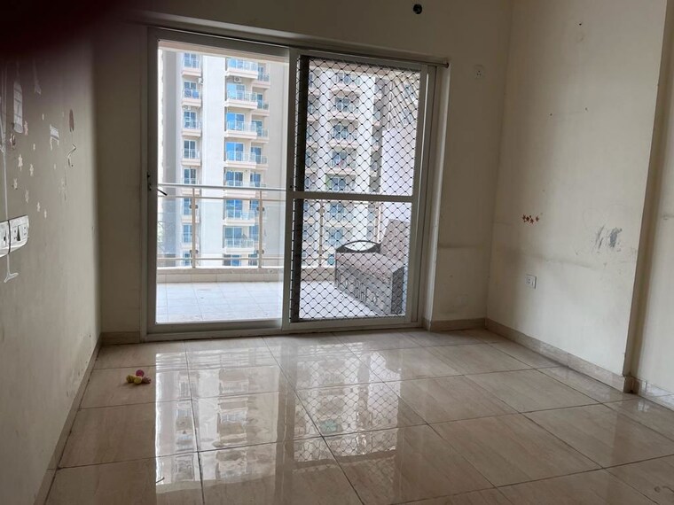 Room, gaur-sportswood 3.5 Bedroom 2280 Sq.Ft. Apartment In Sector 79 Noida 9813453