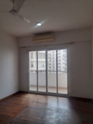 3 BHK Apartment For Rent in Emaar The Palm Drive-The Sky Terraces, Sector 66
