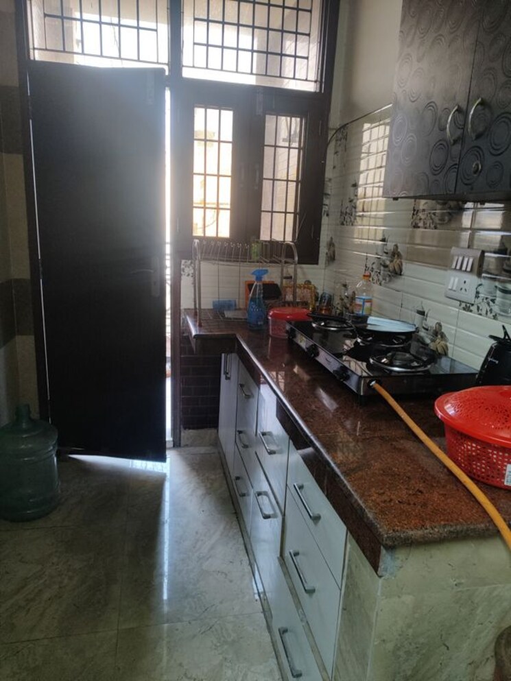 Kitchen, rwa-apartments-sector-30 1.5 Bedroom 850 Sq.Ft. Builder Floor In Sector 30 Noida 9813483