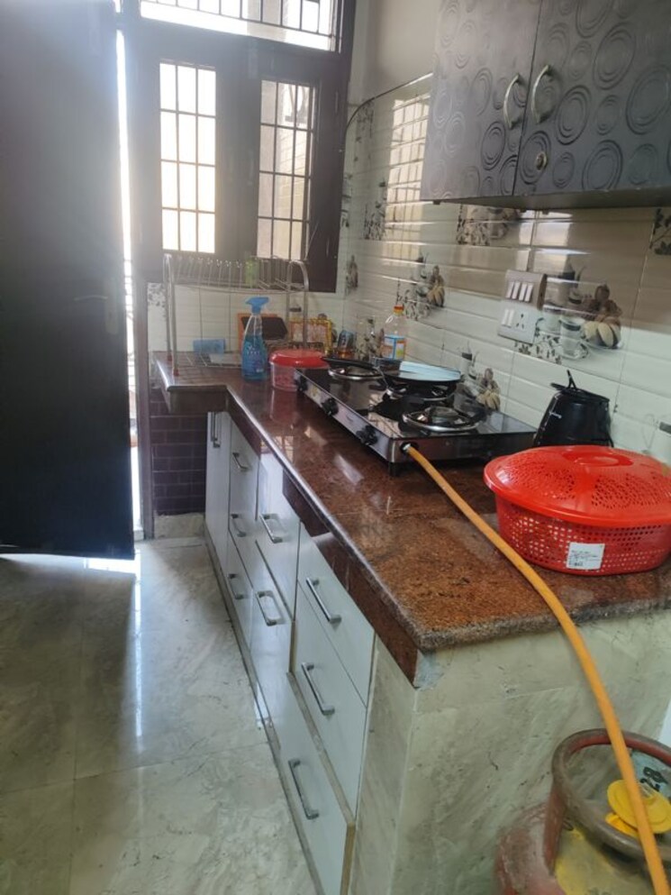 Kitchen, rwa-apartments-sector-30 1.5 Bedroom 850 Sq.Ft. Builder Floor In Sector 30 Noida 9813483