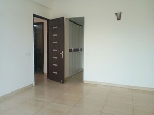 Room in 3.5 BHK Apartment at Gaur Sportswood, Sector 79 – for Rent