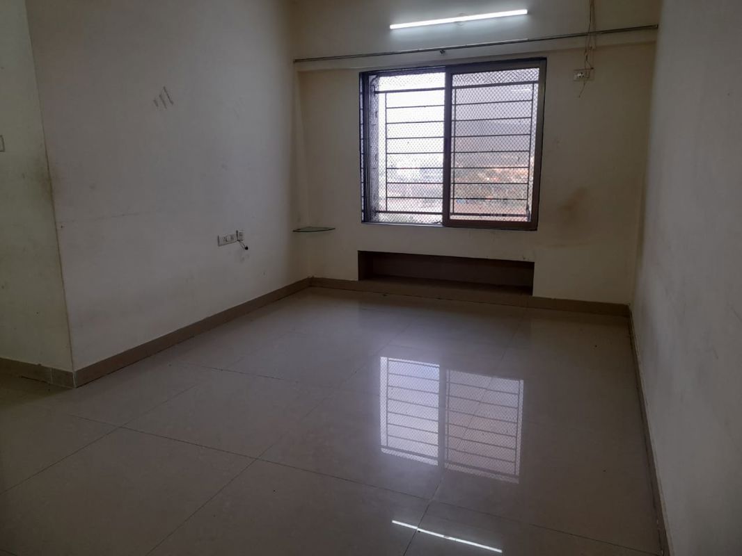3 BHK + Pooja Room,Servant Room,Store Room 1000 Sq.Ft. Apartment in Ivory Towers CHS LTD