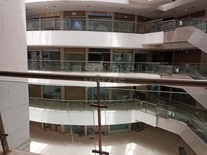  Office Space For Rent in Malad West