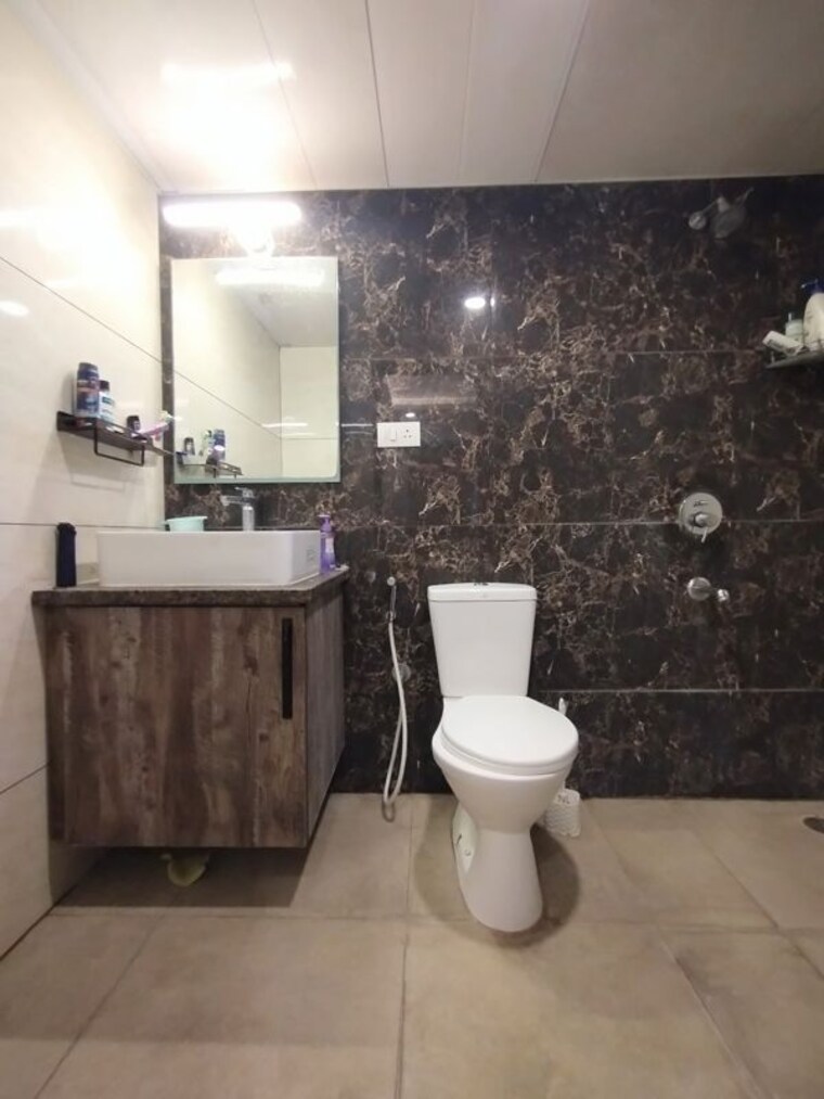 Bathroom, slv-central-park 3 Bedroom 2100 Sq.Ft. Apartment In Whitefield Bangalore 9813389