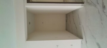 Room in 2.5 BHK Builder Floor at Smart World Gems, Sector 89 – for Rent