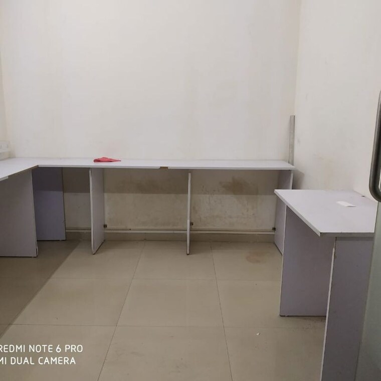 Team Area, malad west Commercial Office Space 180 Sq.Ft. In Malad West Mumbai 9778823