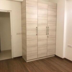 Room in 4 BHK Apartment at Emaar The Enclave, Sector 66 – for Rent