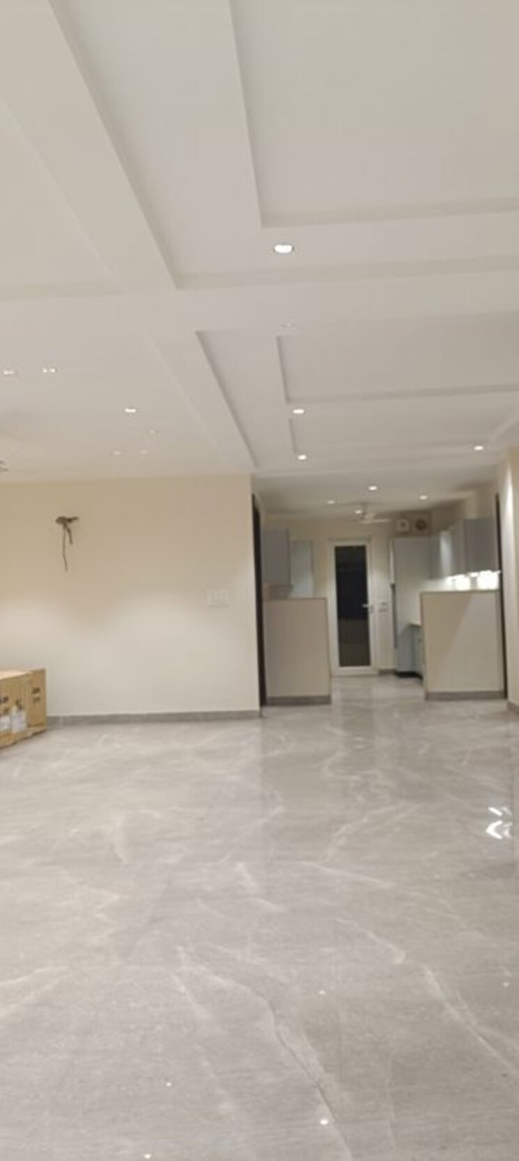 Room, agcr enclave 4 Bedroom 2475 Sq.Yd. Builder Floor In Agcr Enclave Delhi 9813542