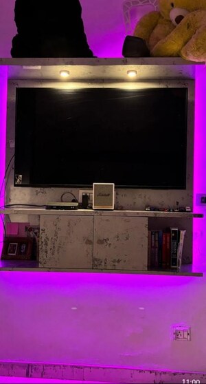 Furnished Amenities in 3 BHK Builder Floor at Dhakoli – for Sale