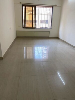 Room in 3 BHK Apartment at Ivory Towers CHS LTD, Bhakti Park – for Rent