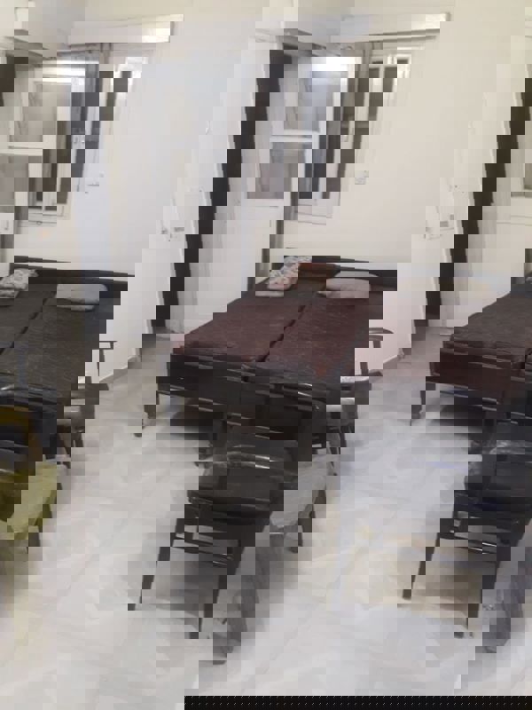 Studio  + Pooja Room 410 Sq.Ft. Builder Floor in Varun Enclave