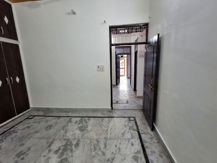 Room, hari om nagar 2 Bedroom 1200 Sq.Ft. Independent House In Hari Om Nagar Lucknow 9813551