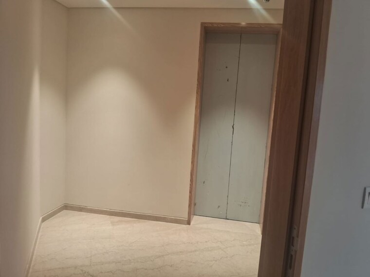 Room, embassy-lake-terrace 4 Bedroom 4440 Sq.Ft. Apartment In Hebbal Bangalore 9813576