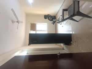 Furnished Amenities in 2 BHK Apartment at Panchsheel Greens II, Sector 16 Greater Noida – for Rent