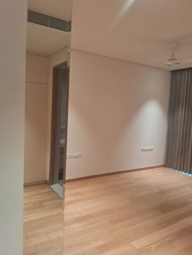 Room, embassy-lake-terrace 4 Bedroom 4440 Sq.Ft. Apartment In Hebbal Bangalore 9813579