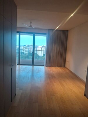 Room in 4 BHK Apartment at Embassy Lake Terrace, Hebbal – for Rent