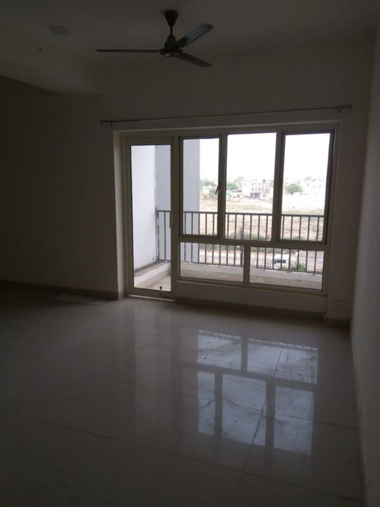 Room, panchsheel-greens-ii 2 Bedroom 915 Sq.Ft. Apartment In Sector 16 Greater Noida Greater Noida 9813610