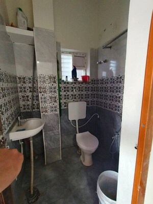 Team Area in 2 BHK Apartment at Kondapur – for Rent