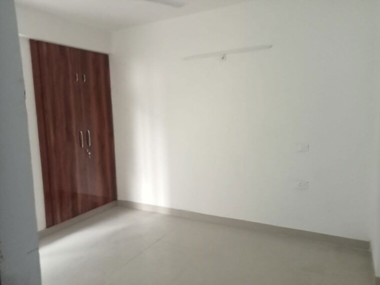 Room, panchsheel-greens-ii 2 Bedroom 915 Sq.Ft. Apartment In Sector 16 Greater Noida Greater Noida 9813636