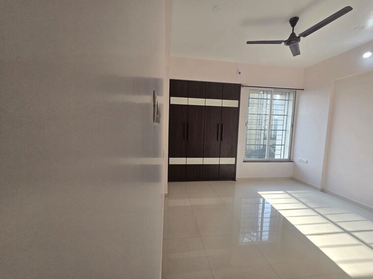 Bedroom, vasant-fiona 3 Bedroom 1000 Sq.Ft. Apartment In Pokhran Road No Two Thane 9813629
