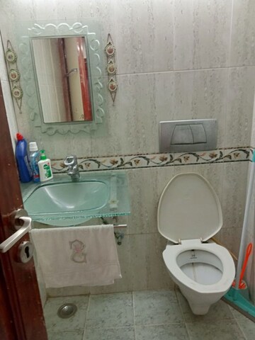 Bathroom in 2 BHK Apartment at Poonam Apartments Worli, Worli – for Rent
