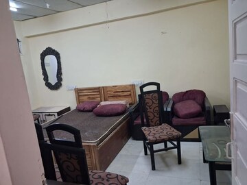 Master Bedroom in 2 BHK Apartment at Poonam Apartments Worli, Worli – for Rent