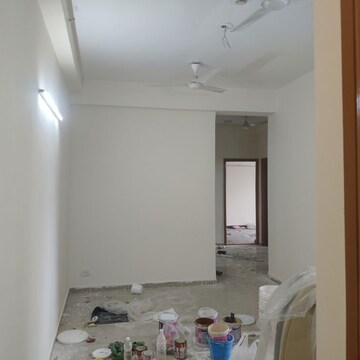 2 BHK Apartment For Rent in Mahagun Mywoods, Sector 16c Greater Noida