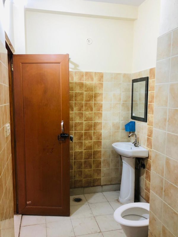 2 BHK + Pooja Room Builder Floor For Rent in Ansal Sushant Floors