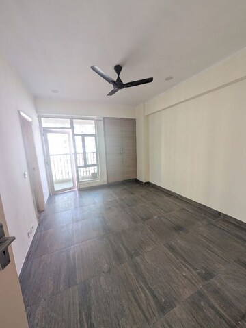 3 BHK Apartment For Rent in Gaur City 2 - 11th Avenue, Sector 16c Greater Noida