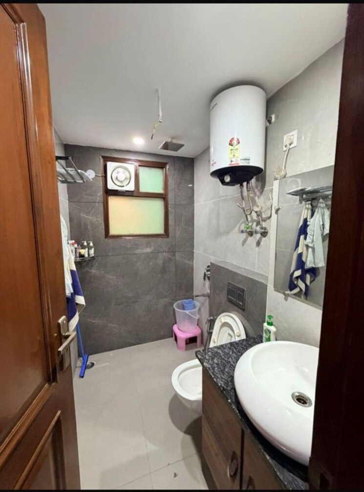 Bathroom, ansal-api-esencia 3 Bedroom 1394 Sq.Ft. Apartment In Sector 67 Gurgaon 9813658