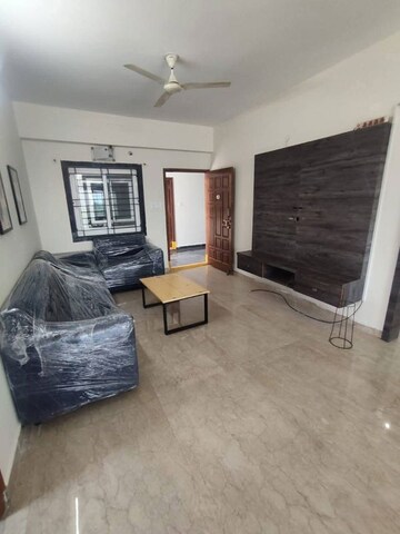 Living Room in 3 BHK Apartment at Kondapur – for Rent