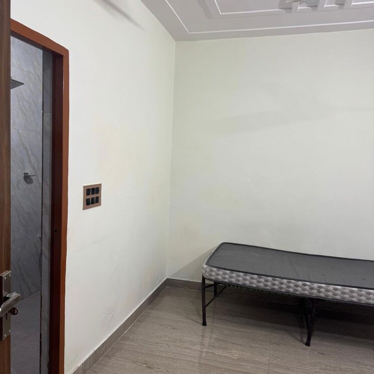 Room, chattarpur 2 Bedroom 900 Sq.Ft. Builder Floor In Chattarpur Delhi 9813663