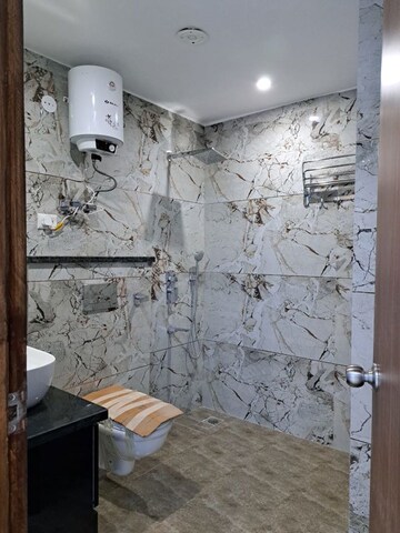 Bathroom in 3 BHK Builder Floor at Ardee City, Sector 52 – for Rent