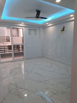 Parking in 3 BHK Builder Floor at Ardee City, Sector 52 – for Rent