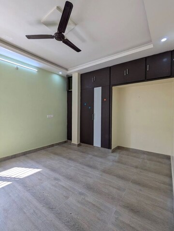 Room in 1 BHK Apartment at Kondapur – for Rent
