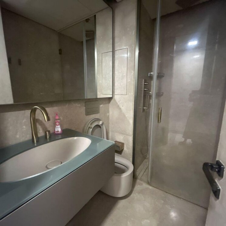 Bathroom, lodha-the-world-towers-world-one-tier-3-trinity 3 Bedroom 1536 Sq.Ft. Apartment In Empire Mill Mumbai 9813678