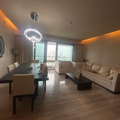 3 BHK + Servant Room Apartment For Sale in Lodha The World Towers World One Tier 3 Trinity