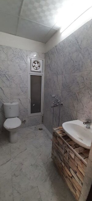 Bathroom in 2 BHK Apartment at AIG Park Avenue, Sector 4 Greater Noida – for Rent