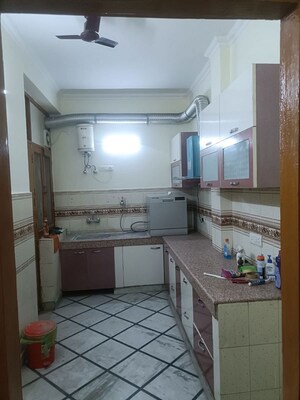 Kitchen in 3 BHK Builder Floor at Ardee City, Sector 52 – for Rent