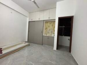 Room in 1 BHK Apartment at Kondapur – for Rent