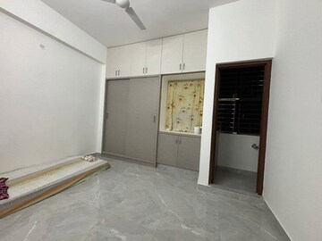Room in 1 BHK Apartment at Kondapur – for Rent