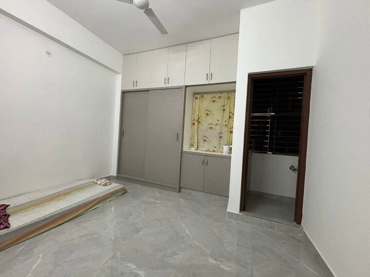 Room, kondapur 1 Bedroom 550 Sq.Ft. Apartment In Kondapur Hyderabad 9813690