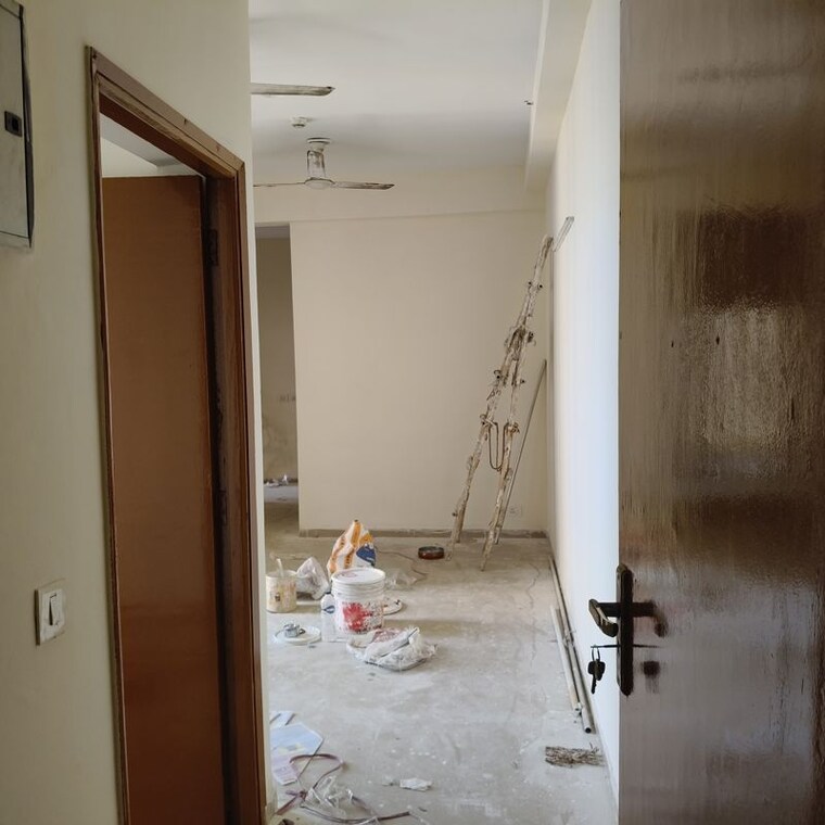 Room, mahagun-mywoods 3 Bedroom 721 Sq.Ft. Apartment In Sector 16c Greater Noida Greater Noida 9813696