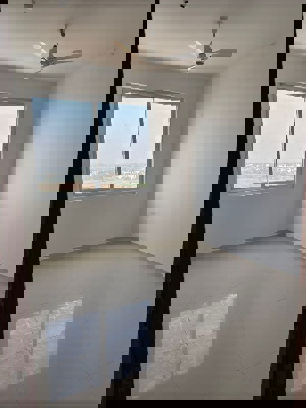 3 BHK + Study Room 1580 Sq.Ft. Apartment in Omaxe Lake