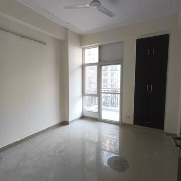 Room in 3 BHK Apartment at JM Aroma, Sector 75 – for Rent